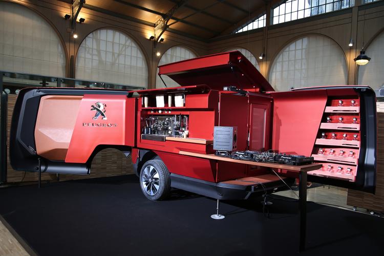  - Peugeot Foodtruck