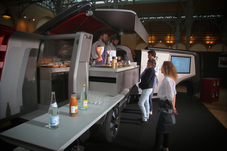  - Peugeot Foodtruck