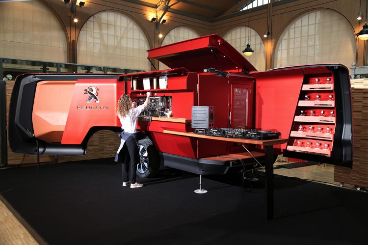  - Peugeot Foodtruck