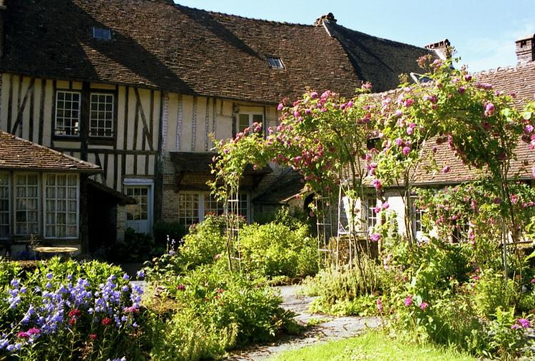  - Gerberoy, petit village de Picardie