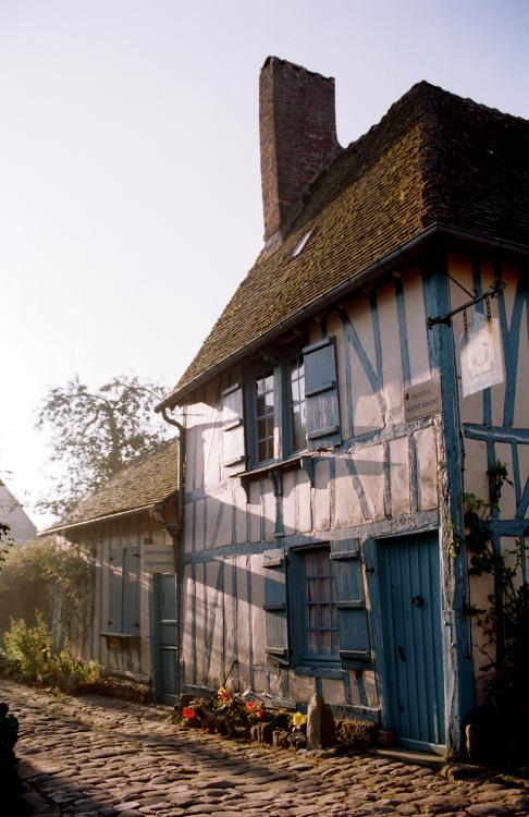  - Gerberoy, petit village de Picardie