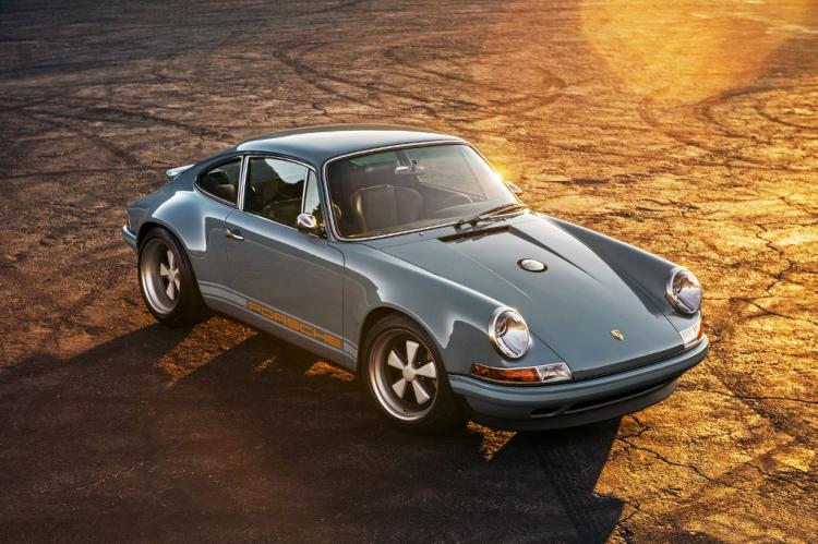  - Singer a restauré deux modèles de Porsche 911