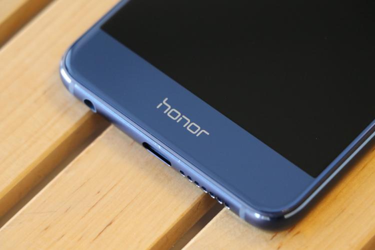  - Le Honor 8 sous tous les angles