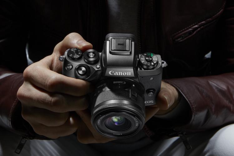  - Photos officielles du Canon EOS M5