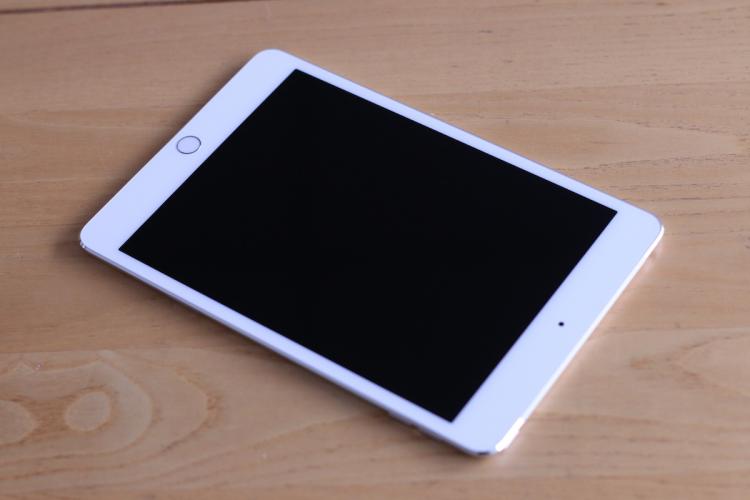  - iPad Mini 4 - unboxing