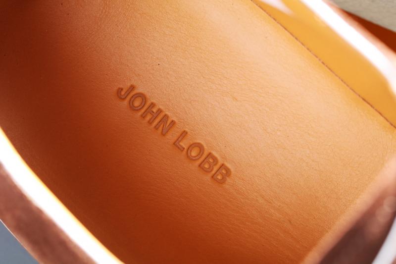  - Des sneakers hybrides signés John Lobb