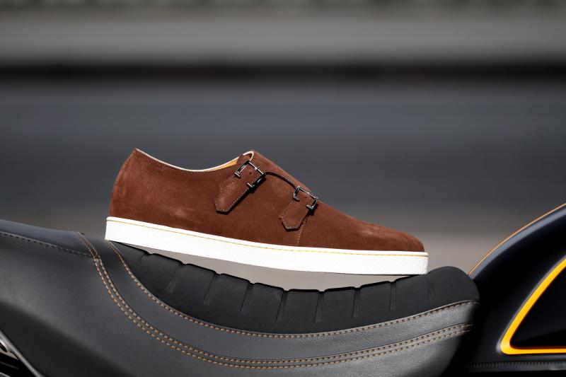  - Des sneakers hybrides signés John Lobb