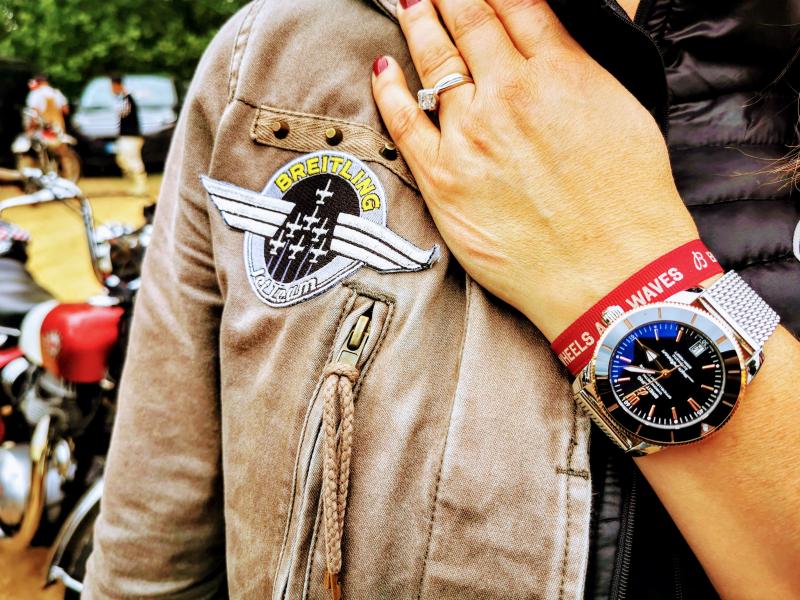  - Wheels & Waves : stand Breitling