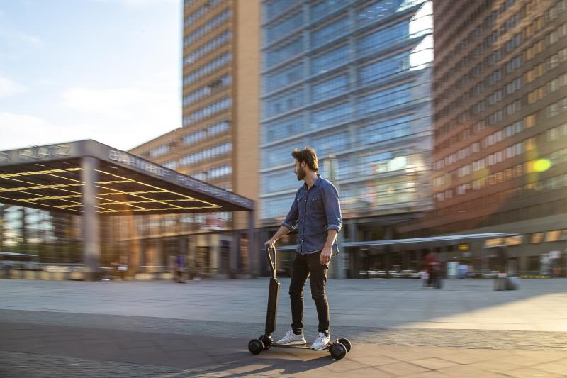  - L'Audi e-tron Scooter : les photos du scooter électrique