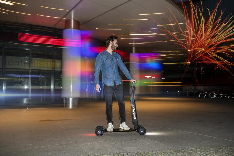  - L'Audi e-tron Scooter : les photos du scooter électrique