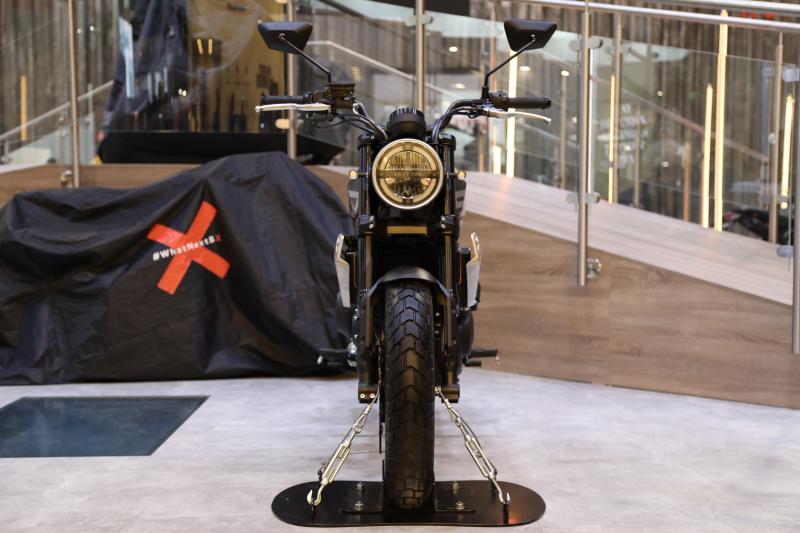  - Brixton Crossfire 500 / 500 X | Le duo A2 rétro-futuriste à l'EICMA 2019