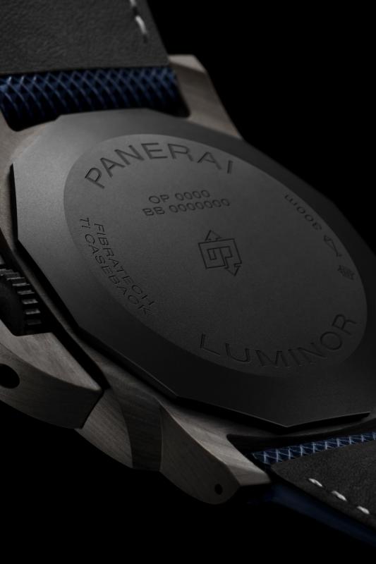  - Panerai Luminor Marina Fibratech PAM01663 | Photos officielles