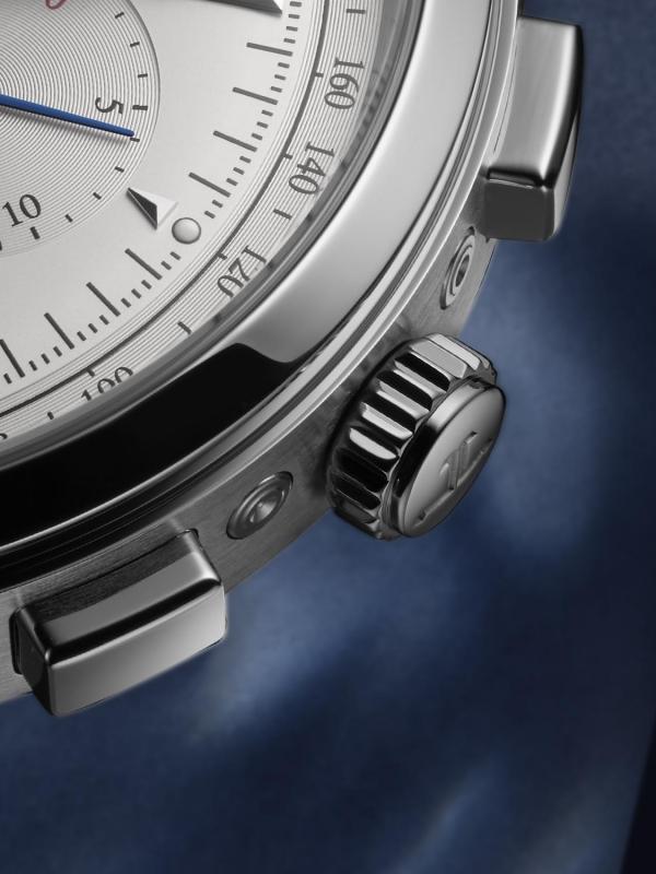  - Jaeger-LeCoultre Master Collection Chronograph Calendar