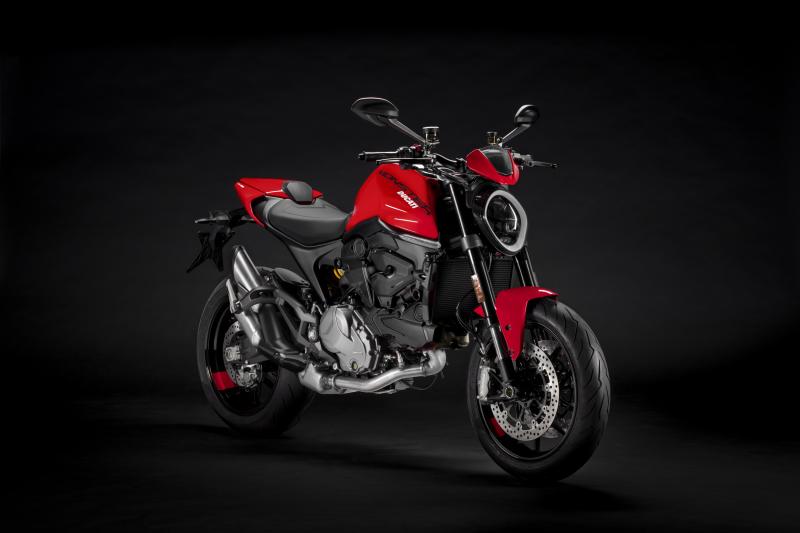  - Ducati Monster 2021 | Le roadster italien revisité