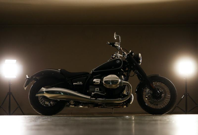  - BMW R18 First Edition