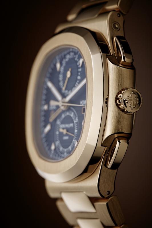  - Patek Philippe Nautilus 5990/1R