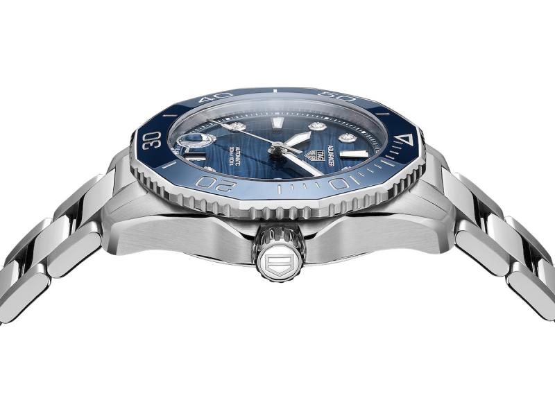  - Tag Heuer Aquaracer Professional 300