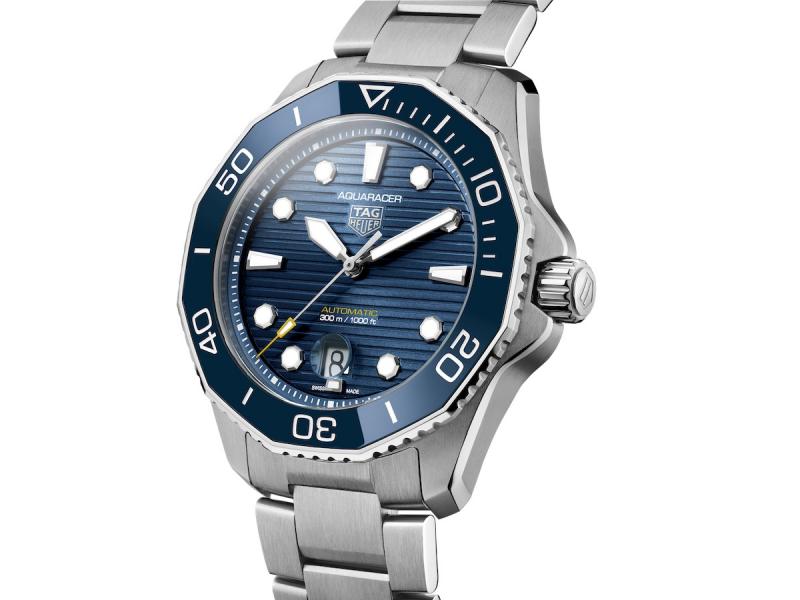  - Tag Heuer Aquaracer Professional 300