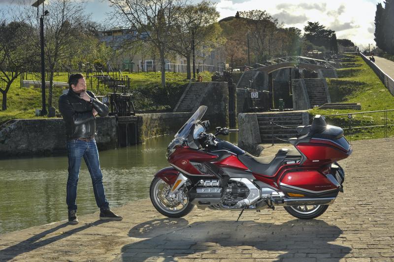  - Honda Goldwing GL 1800B & Touring