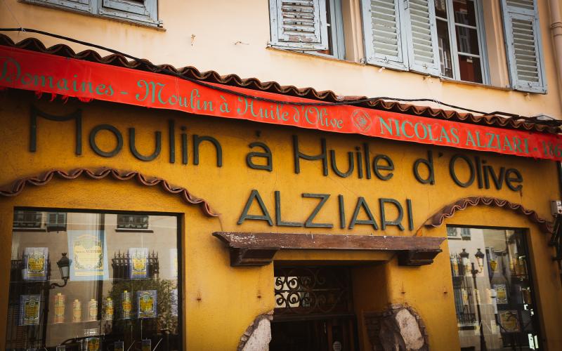  - Bouge pas, j'arrive ! | Notre rencontre a Moulin à Huile d'Olive Nicolas Alziari