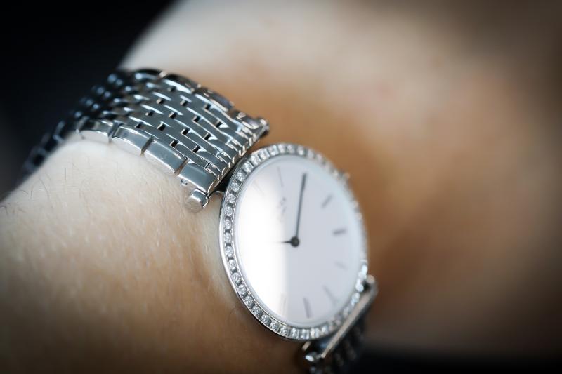  - La Grande Classique de Longines, l'élégance intemporelle au masculin comme au féminin.