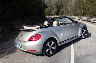  - Volkswagen Coccinelle Cabriolet TDI 140 Sport et TSI 105 Vintage