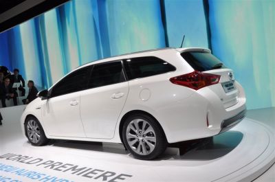  - Toyota Auris Hybrid Touring Sports