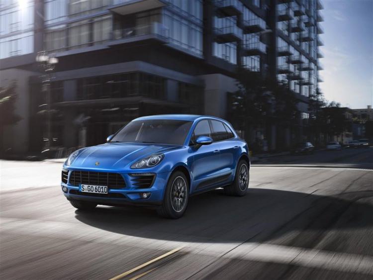  - Porsche Macan (Officiel - 2013)