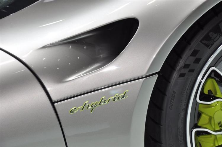  - Porsche 918 Sypder