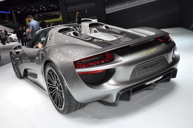  - Porsche 918 Sypder