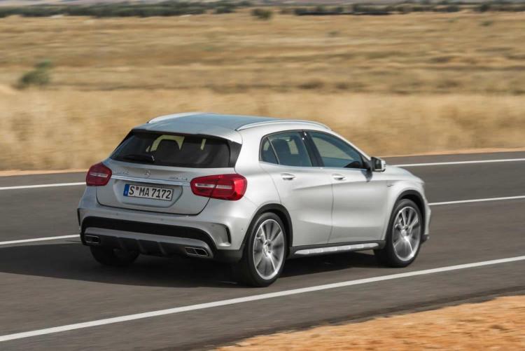  - Mercedes GLA 45 AMG