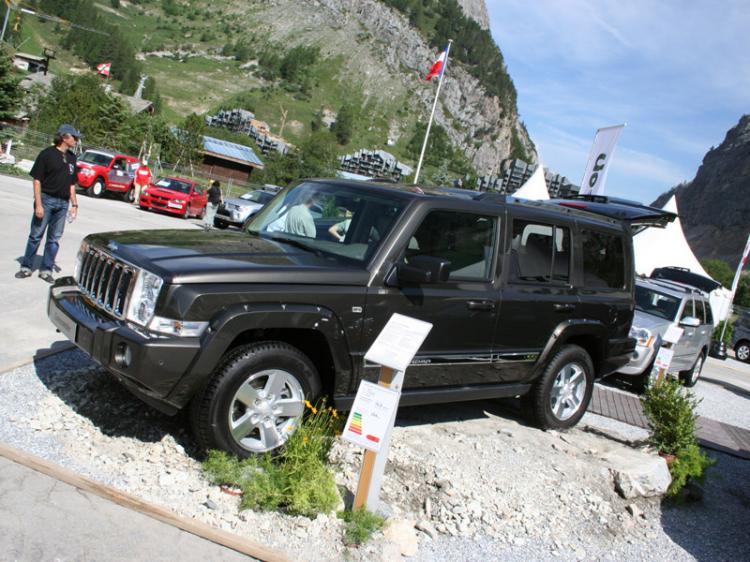  - Jeep Commander