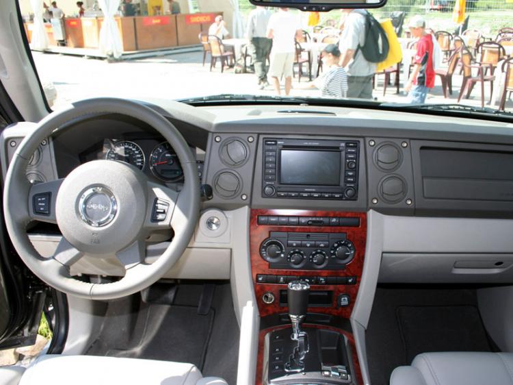  - Jeep Commander