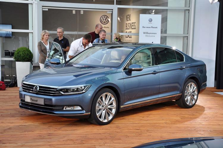  - Volkswagen Passat 2015