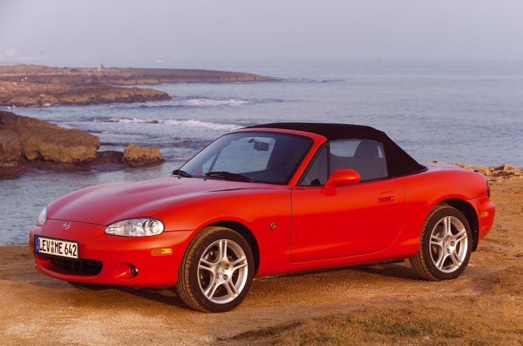  - Mazda célèbre les 25 ans de la MX-5