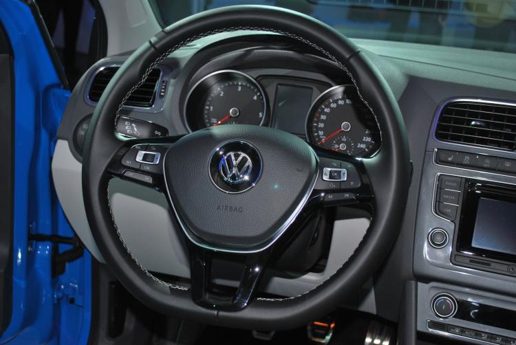  - Volkswagen Polo 2014