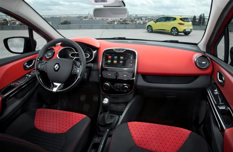  - Renault Clio 4