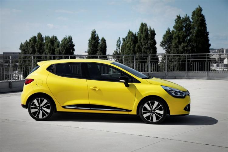  - Renault Clio 4