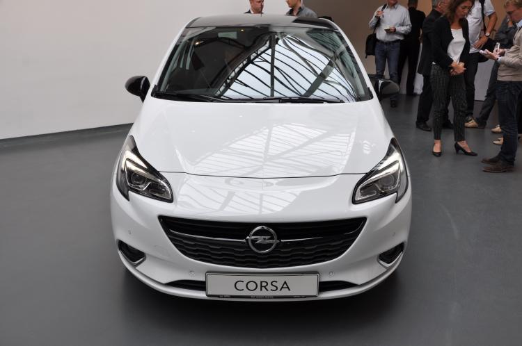  - Nouvelle Opel Corsa (2015)