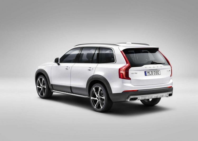  - Volvo XC90 2015