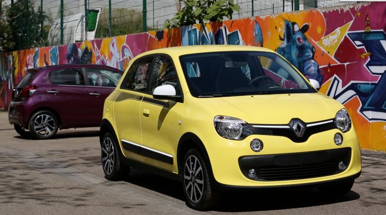  - Comparatif Peugeot 108 / Renault Twingo (2014)