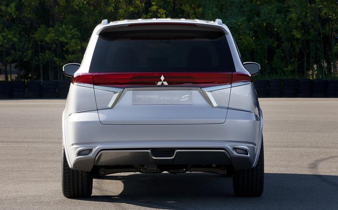  - Mitsubishi Outlander PHEV Concept-S 