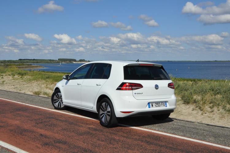  - Volkswagen e-Golf