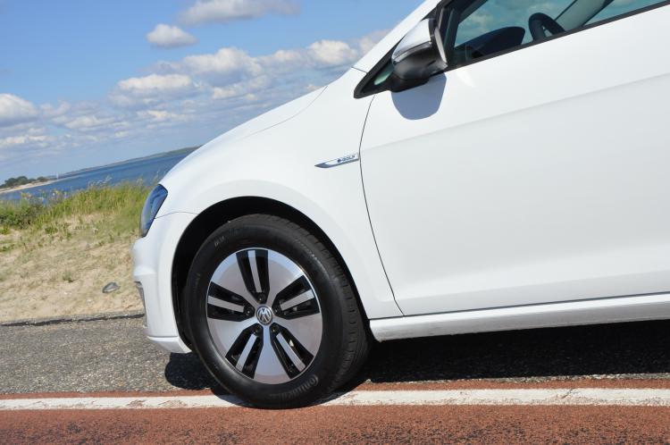  - Volkswagen e-Golf