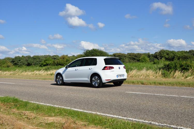  - Volkswagen e-Golf