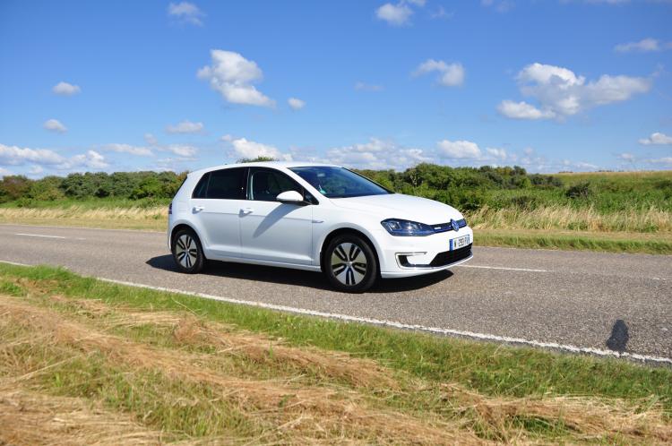  - Volkswagen e-Golf