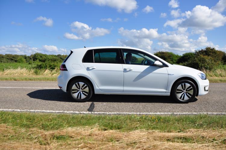  - Volkswagen e-Golf