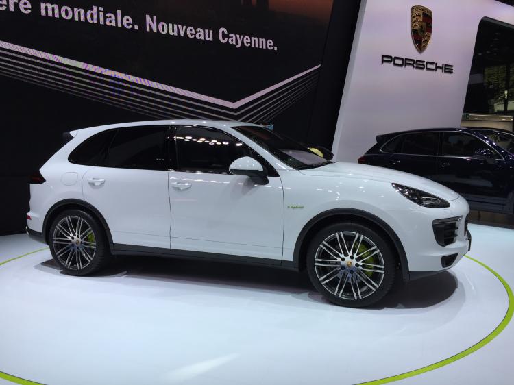  - Porsche Cayenne S E-Hybrid