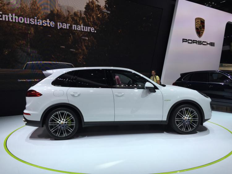  - Porsche Cayenne S E-Hybrid