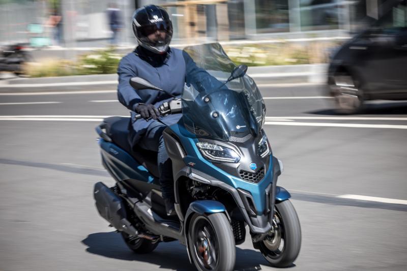  - Piaggio MP3 2022